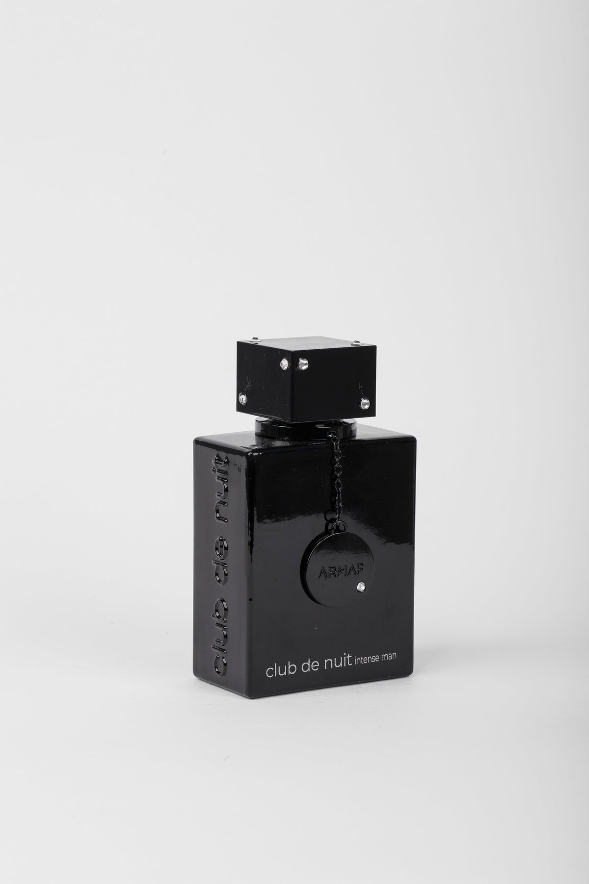 Club de nuit intense man